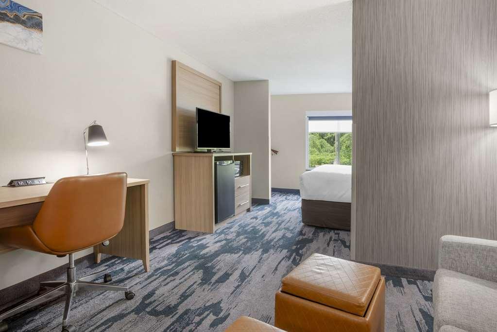 คอมฟอร์ต สวีท แอท เวสต์เกต มอลล์ Hotel สปาร์ตันเบิร์ก ห้อง รูปภาพ