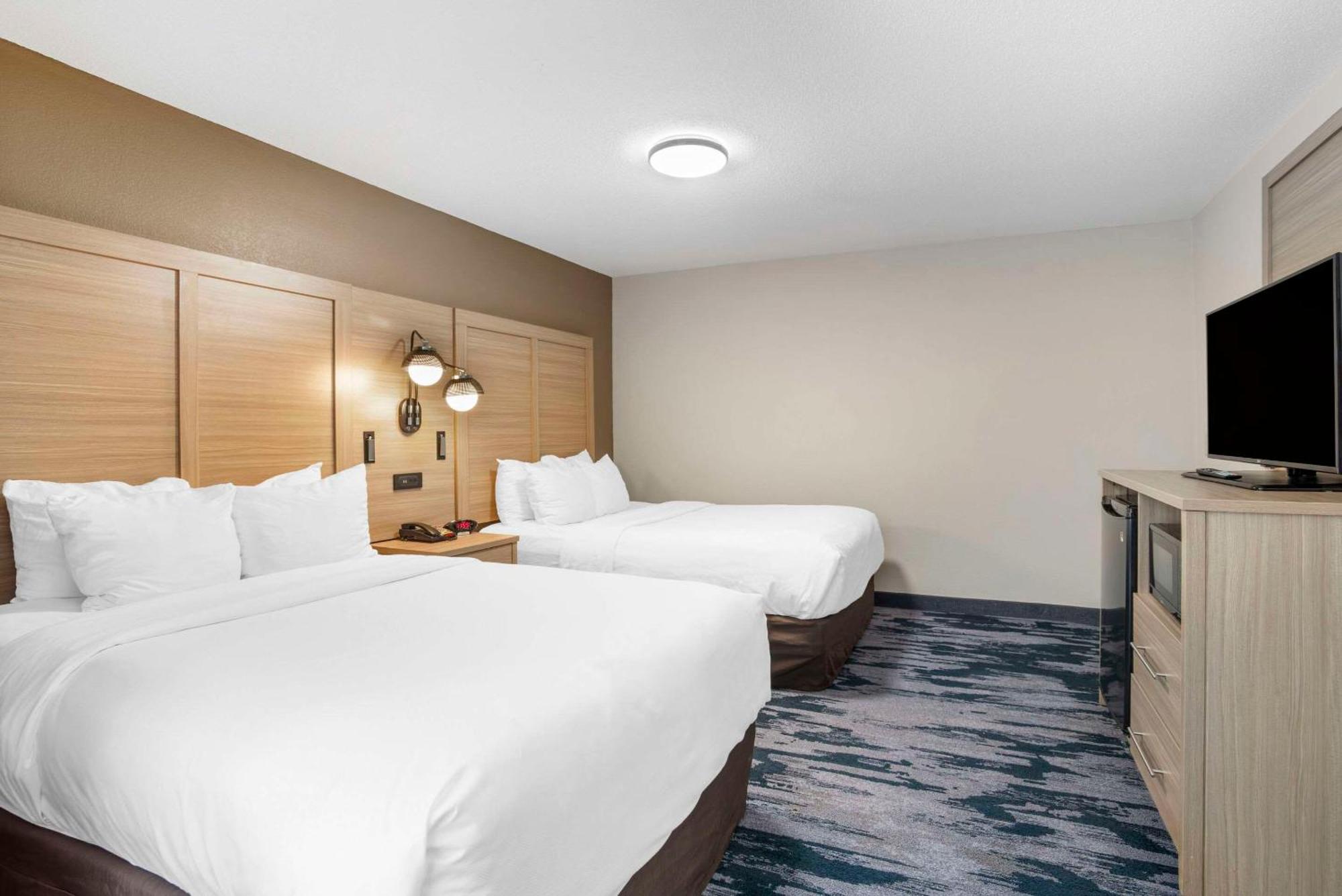 คอมฟอร์ต สวีท แอท เวสต์เกต มอลล์ Hotel สปาร์ตันเบิร์ก ภายนอก รูปภาพ