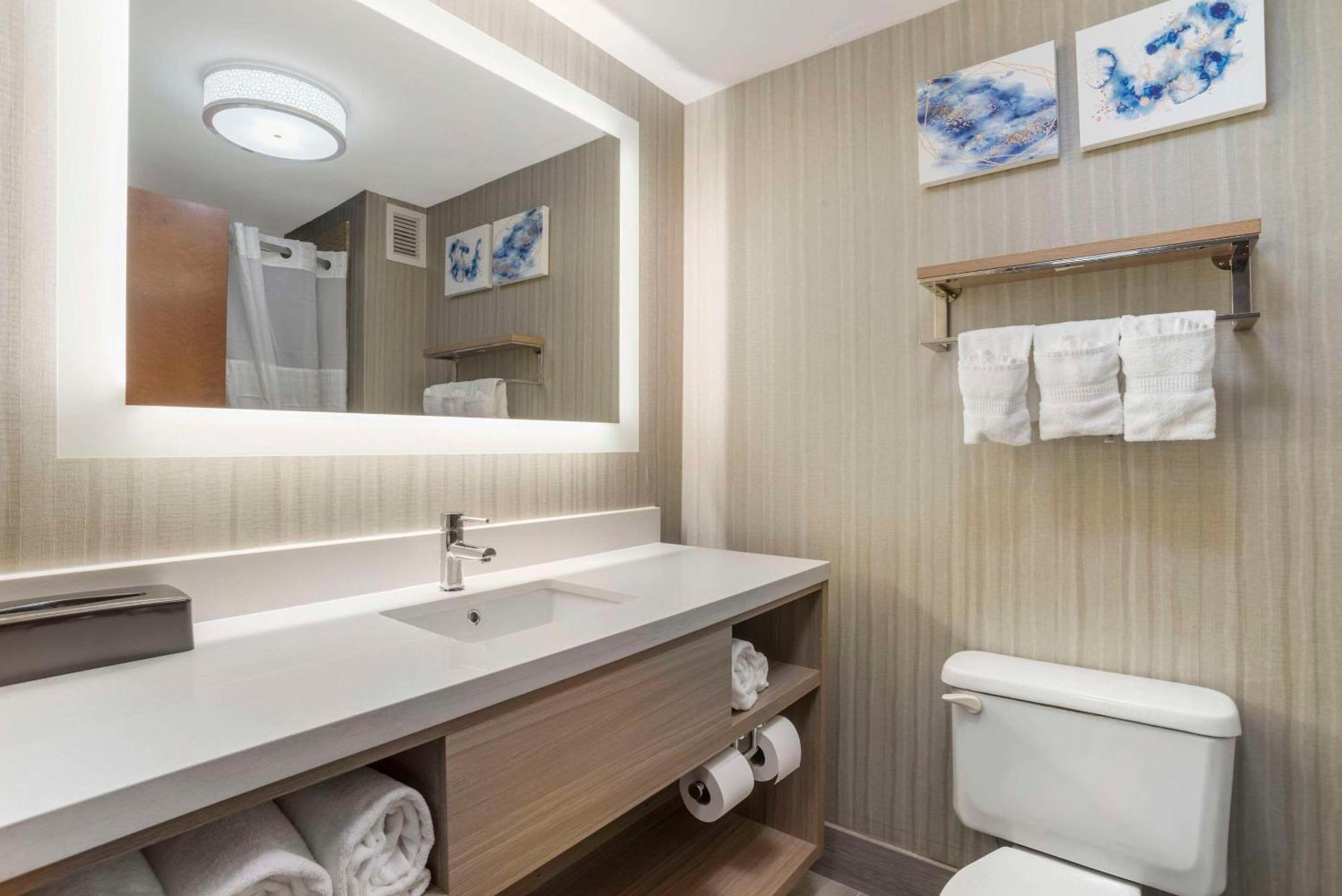คอมฟอร์ต สวีท แอท เวสต์เกต มอลล์ Hotel สปาร์ตันเบิร์ก ภายนอก รูปภาพ